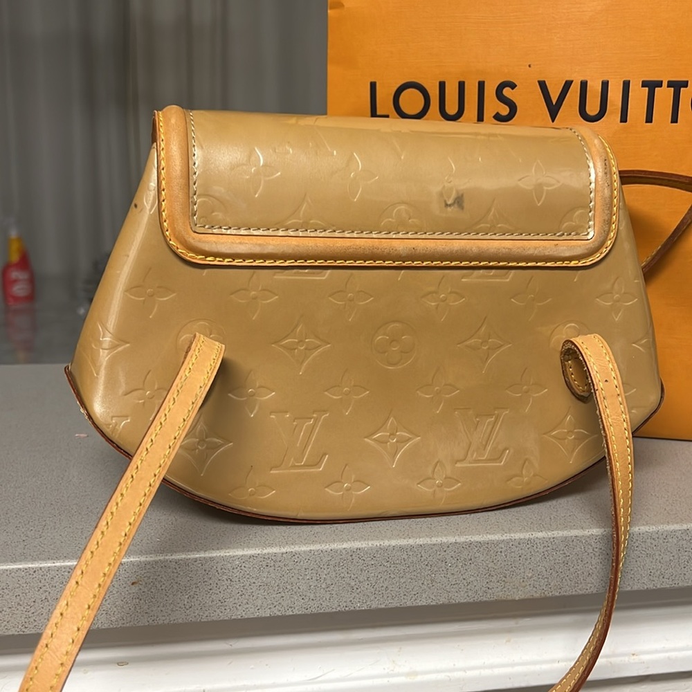 *SOLD*Louis Vuitton Vernis Biscayne Bay PM handbag - Picture 7 of 14